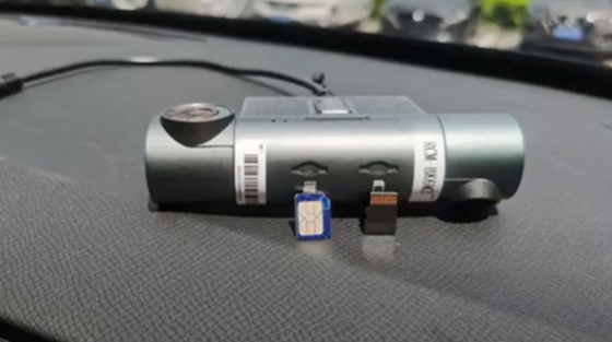 Enregistreur de caméra portable 2CH de petite taille avec fonction GPS 3G / 4G WIFI pour taxi