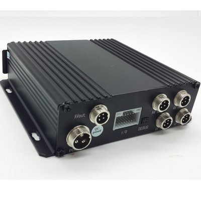 AHD 1080P 4G GPS SD Enregistreur de données de déplacement des véhicules de bus Avec Wifi Système de comptage des personnes de surveillance du niveau de carburant