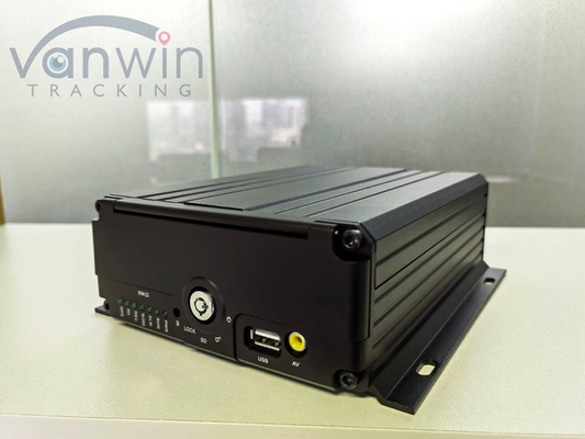 Disque dur à 8 canaux carte SD DVR mobile H.264 MDVR de voiture pour la surveillance de la sécurité des véhicules