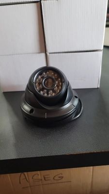 Caméra de dôme de véhicule Full HD intérieure à l'épreuve des vandalismes en métal à LED à coupe infrarouge pour bus, camions