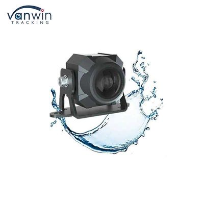 IP69K imperméable à l'eau Vue arrière Caméra de camion Chauffage 4 broches Aviation Caméra AHD 1080P avec 1080P 2.0MP Résolution