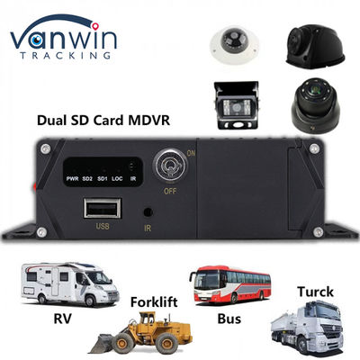 1080P MDVR 8 CH Carte SD Enregistreur numérique mobile Système de surveillance de véhicule professionnel pour la flotte de camions de bus