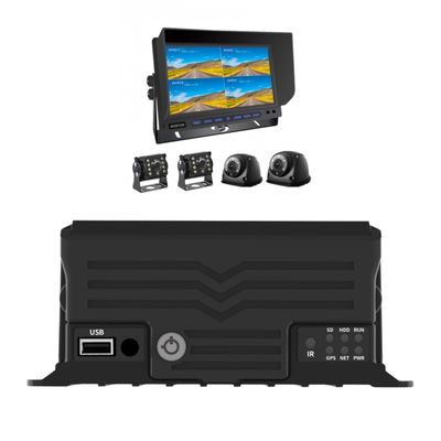 4 canaux d'AI MDVR avec GPS Vehicle Tracker Détection de point mort Enregistreur de disque dur monté sur véhicule